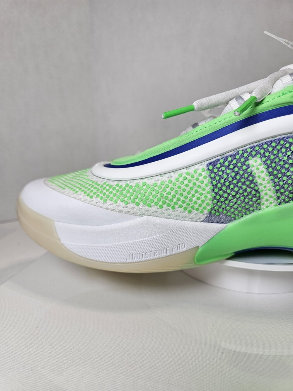 adidas D.O.N. Issue 6 JQ2249 Men’s 14 White Green Basketball Shoes New - Picture 10 of 13